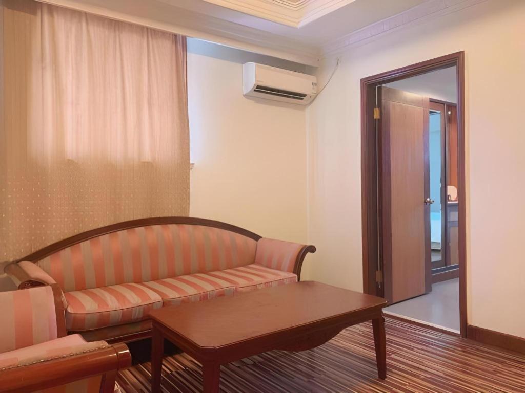 Jinjiang Inn Shanghai North Bund Yangpu Bridge Branch Экстерьер фото
