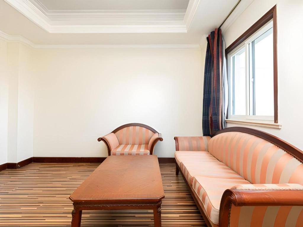 Jinjiang Inn Shanghai North Bund Yangpu Bridge Branch Экстерьер фото